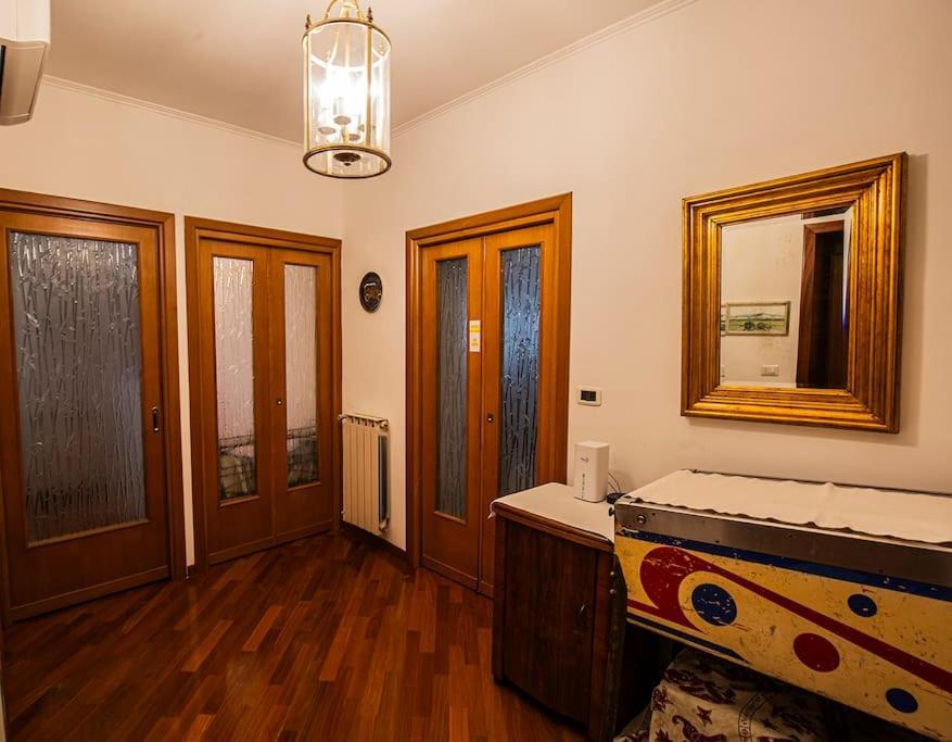 Dimora Al Colosseo, 2 Bedrooms Rom Exterior foto