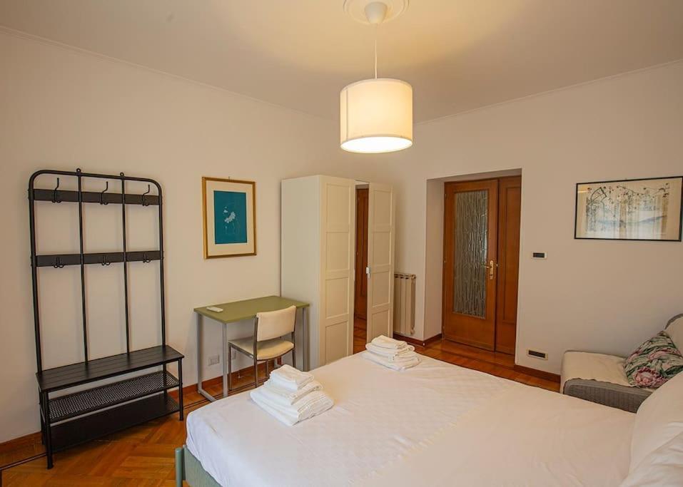 Dimora Al Colosseo, 2 Bedrooms Rom Exterior foto